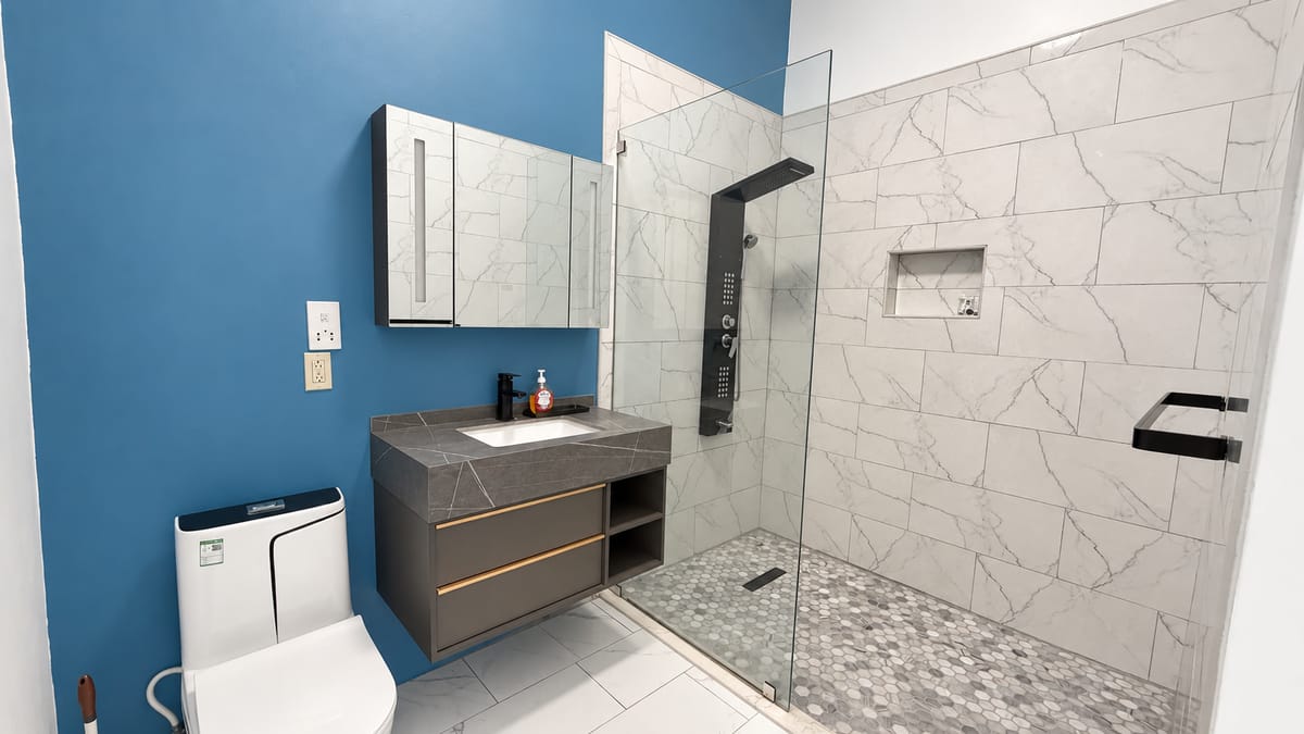 Business suite bathroom Rodney Bay Saint Lucia, Paris Villas