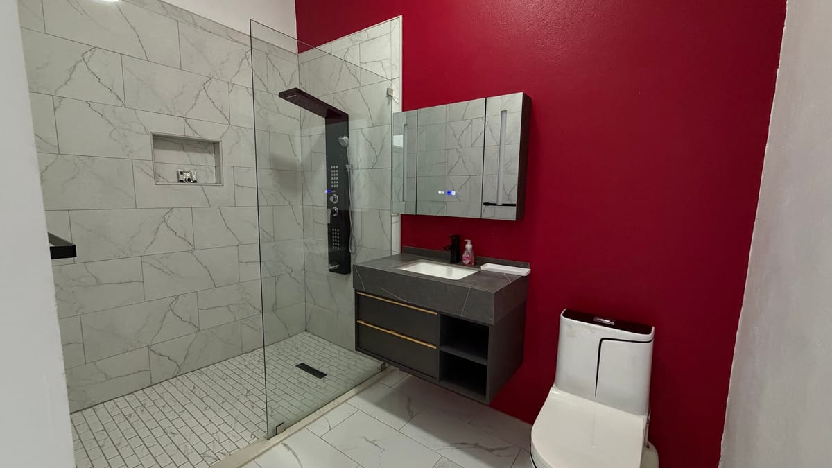 Honeymoon suite bathroom Rodney Bay Saint Lucia, Paris Villas